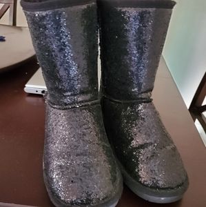 Black sequin Bearpaw boots